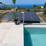 Rosa De Ara